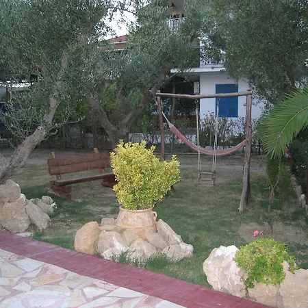 吉拉尼酒店 公寓 Vasilikí